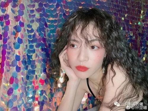 新瓜爆料钟楚曦视频,新瓜爆料背后的真相揭秘  第2张 新瓜爆料钟楚曦视频,新瓜爆料背后的真相揭秘  第2张